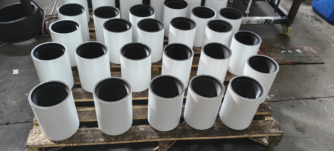 진동 방지 스레드 된 케이스 결합 9-5/8 인치 47 파운드 / 피트 L80 스틸 API 5CT 동적 부하 15K PSI