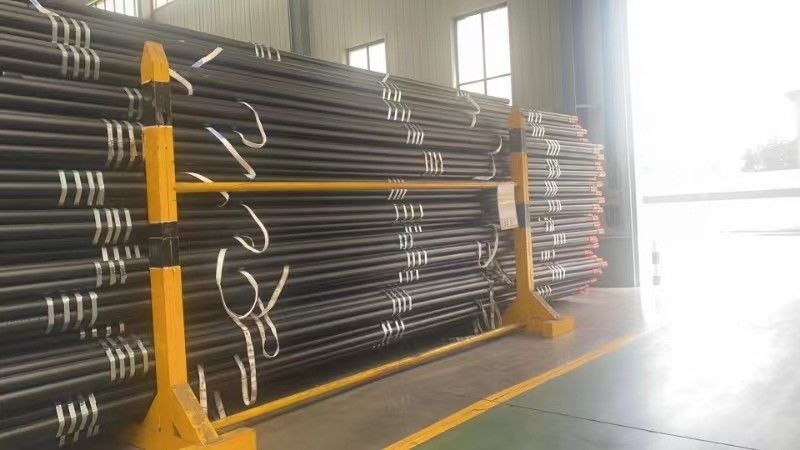 API 5CT 9-5/8 P110 특수 스레드 32.3LB/FT R1 석유 우물 뚫기에서 꿰매지 않는 케이스 및 튜빙