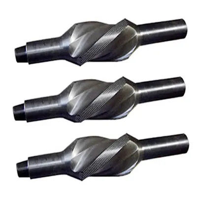 1800 mm 길이 및 76 mm ID 석유 및 가스 산업에서 6-5/8 REG 스트링 유형의 연결과 함께 통합 블레이드 안정기